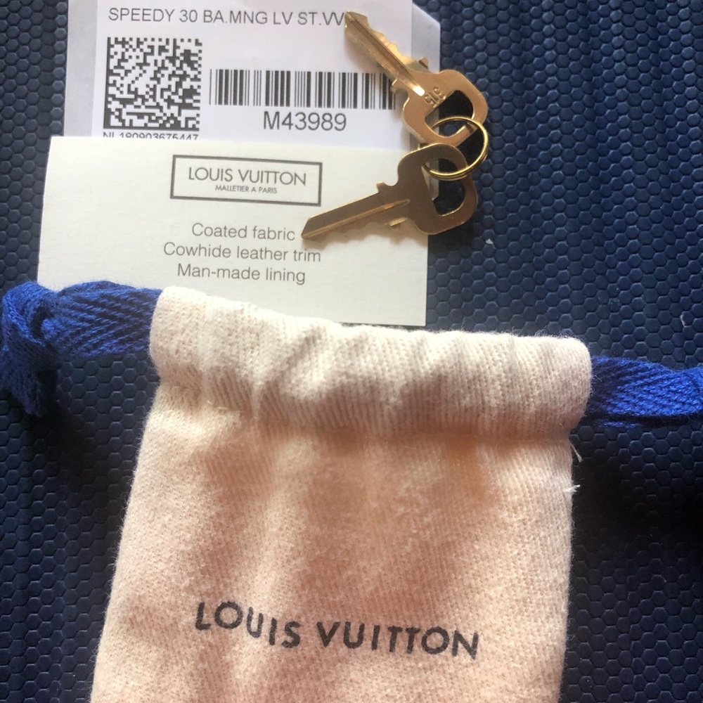 Louis Vuitton Speedy Bandouliere Keys